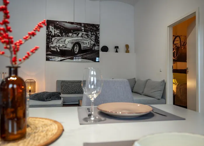 Sweethome - Luxus Pur - Grosse Kueche, Terrasse, Stellplatz, Wifi * ハレ